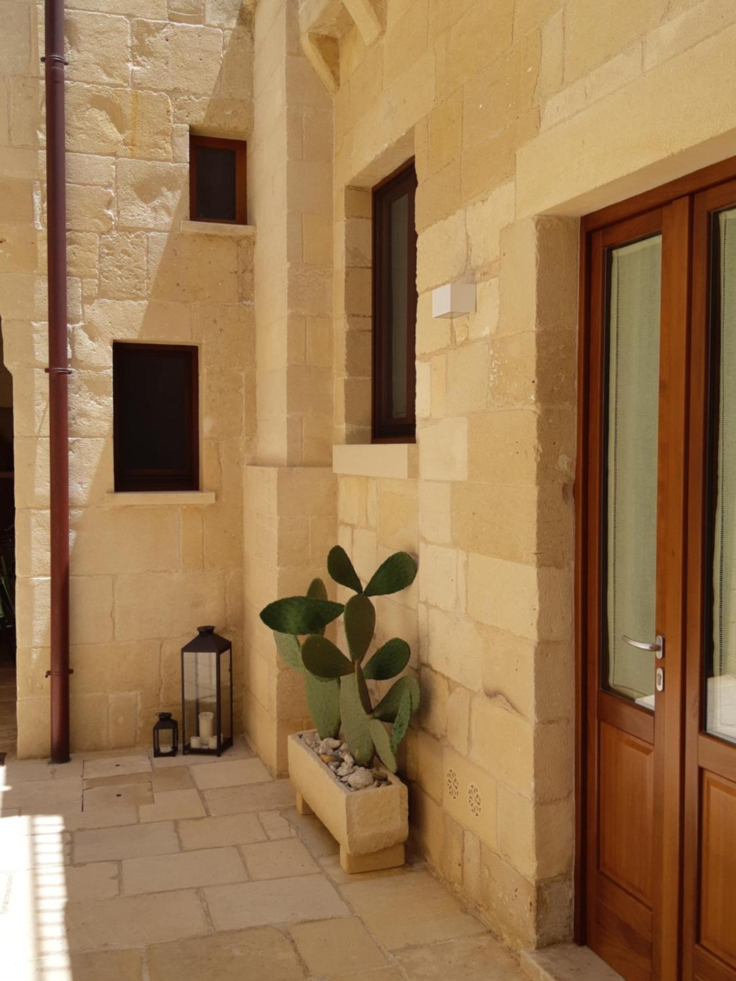 Corte Kalinora مارتانو المظهر الخارجي الصورة