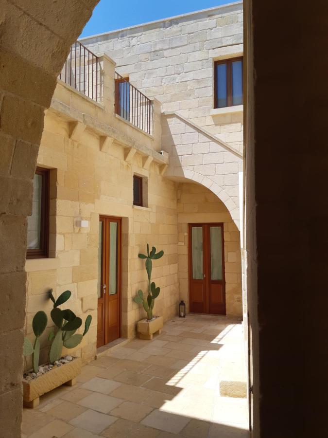Corte Kalinora مارتانو المظهر الخارجي الصورة