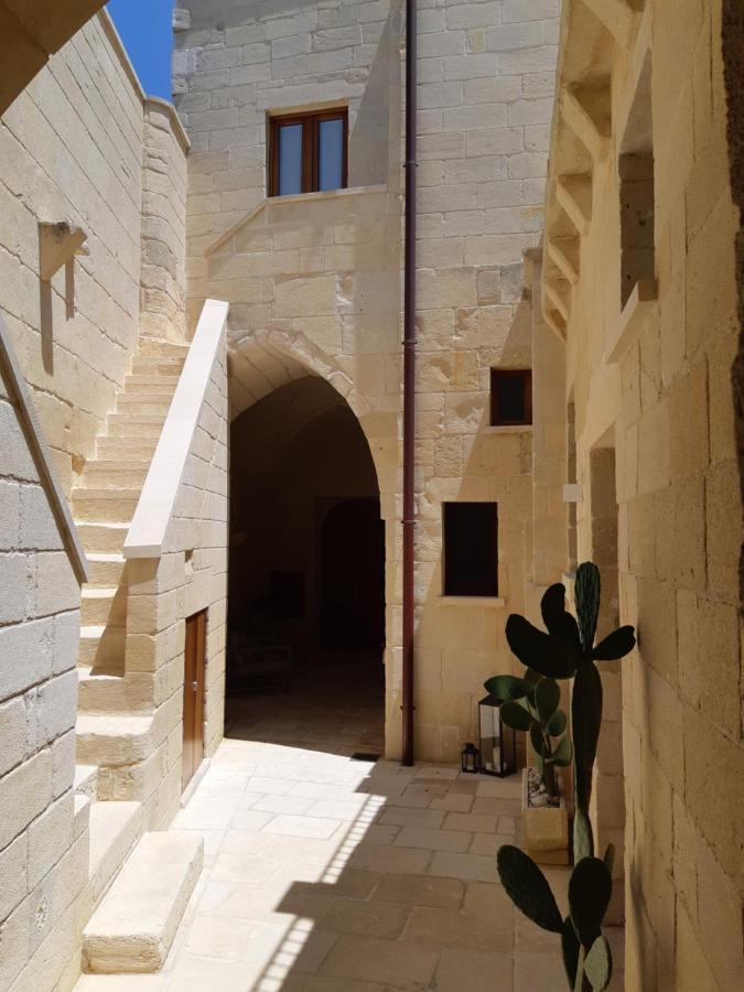 Corte Kalinora مارتانو المظهر الخارجي الصورة