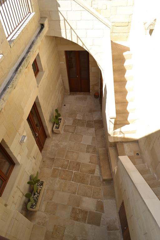Corte Kalinora مارتانو المظهر الخارجي الصورة