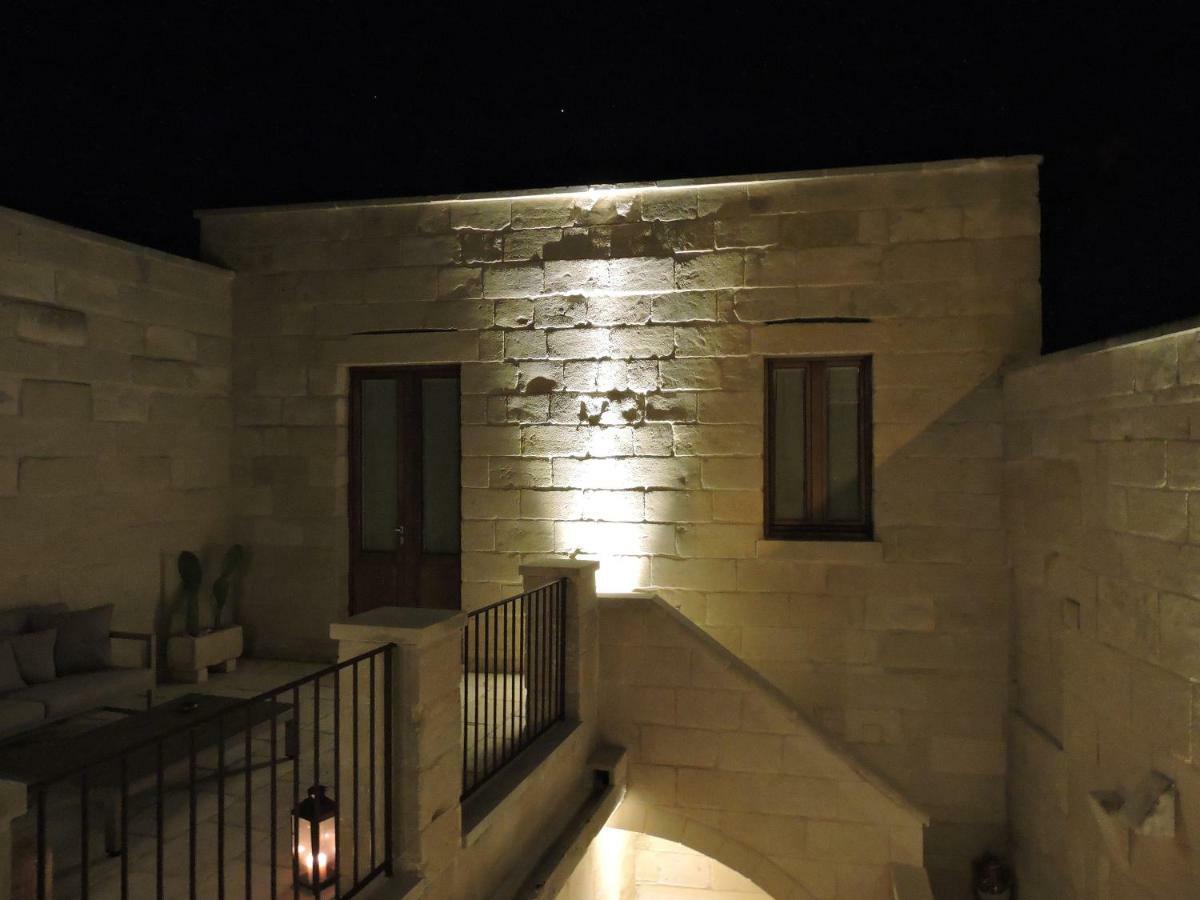 Corte Kalinora مارتانو المظهر الخارجي الصورة